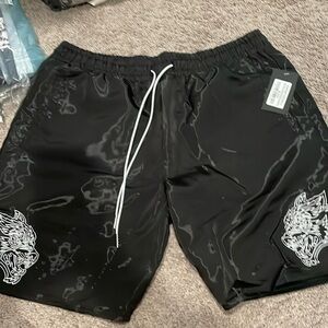 New with tags Large Darc sport shorts